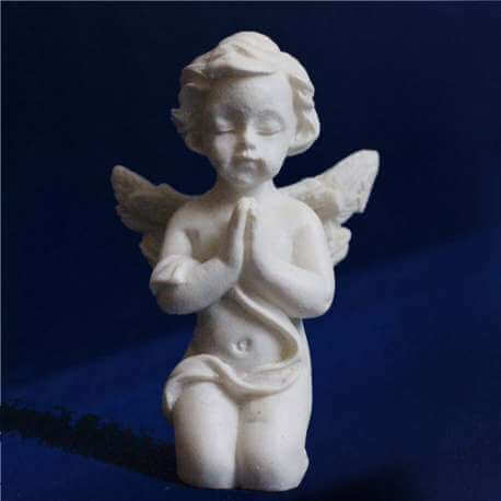 Petite paire de bébé angelot ange ornements figurine statue Memorial shelf sitter