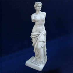 grandes statues de venus pour jardin